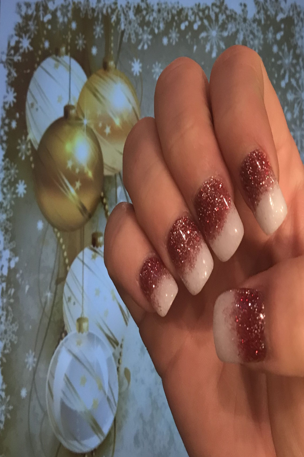 Christmas nail dip  Dipped nails, Christmas nail designs