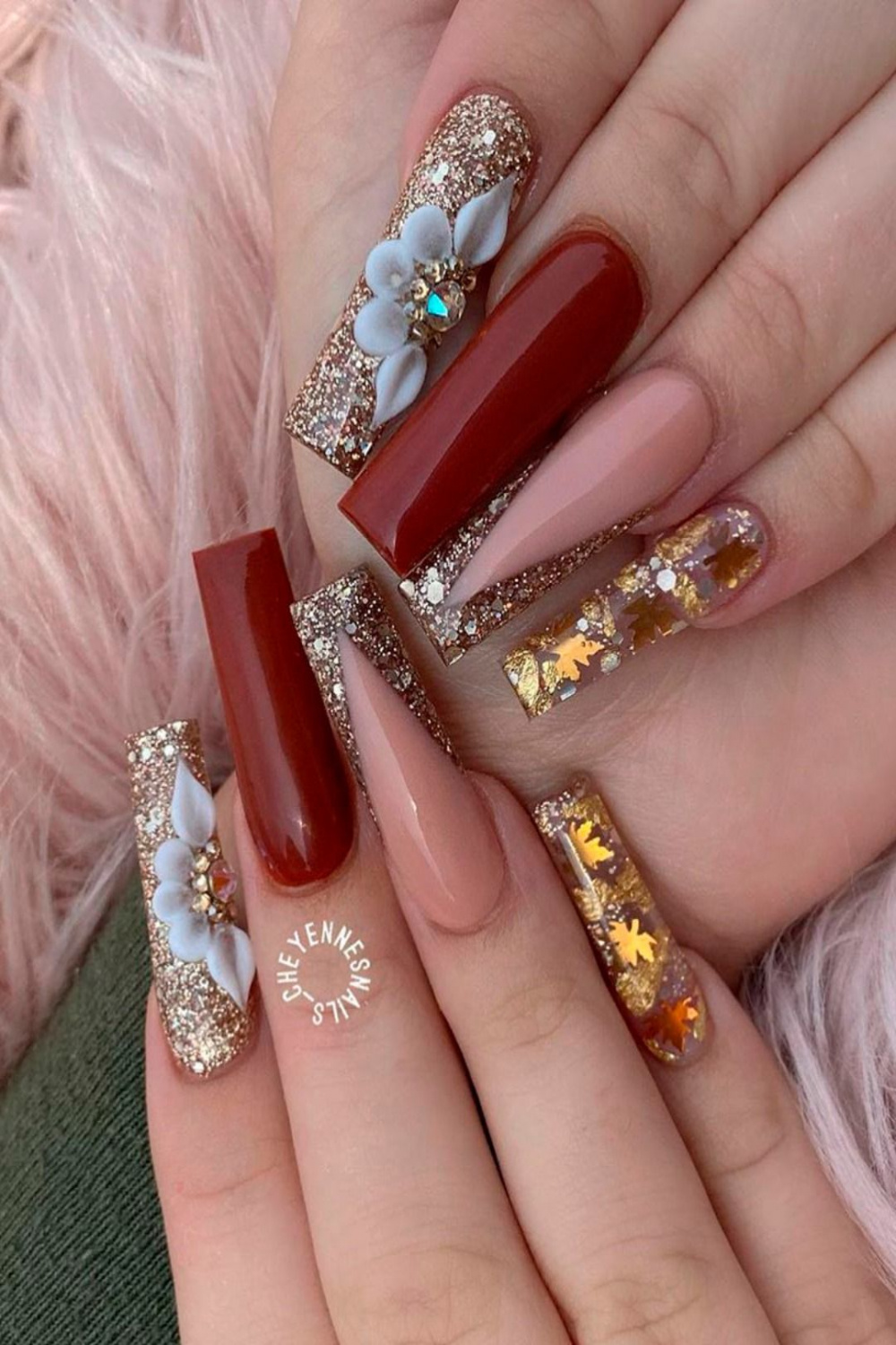 Cute and Trendy Fall Nails That You