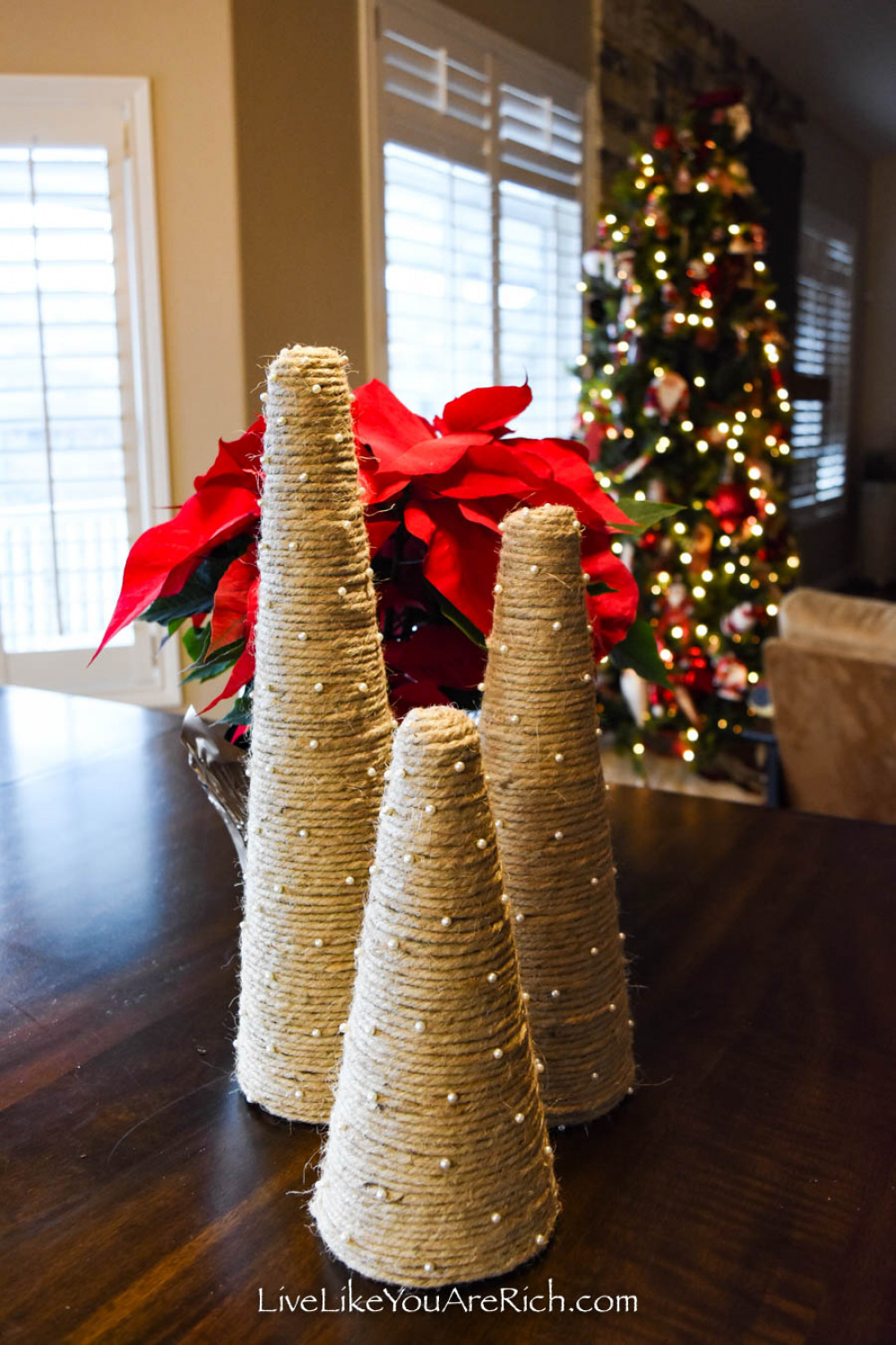 DIY Jute Christmas Trees - Live Like You Are Rich