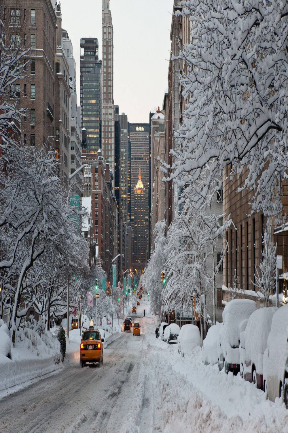 Download Snowed-down New York Winter Aesthetic Wallpaper