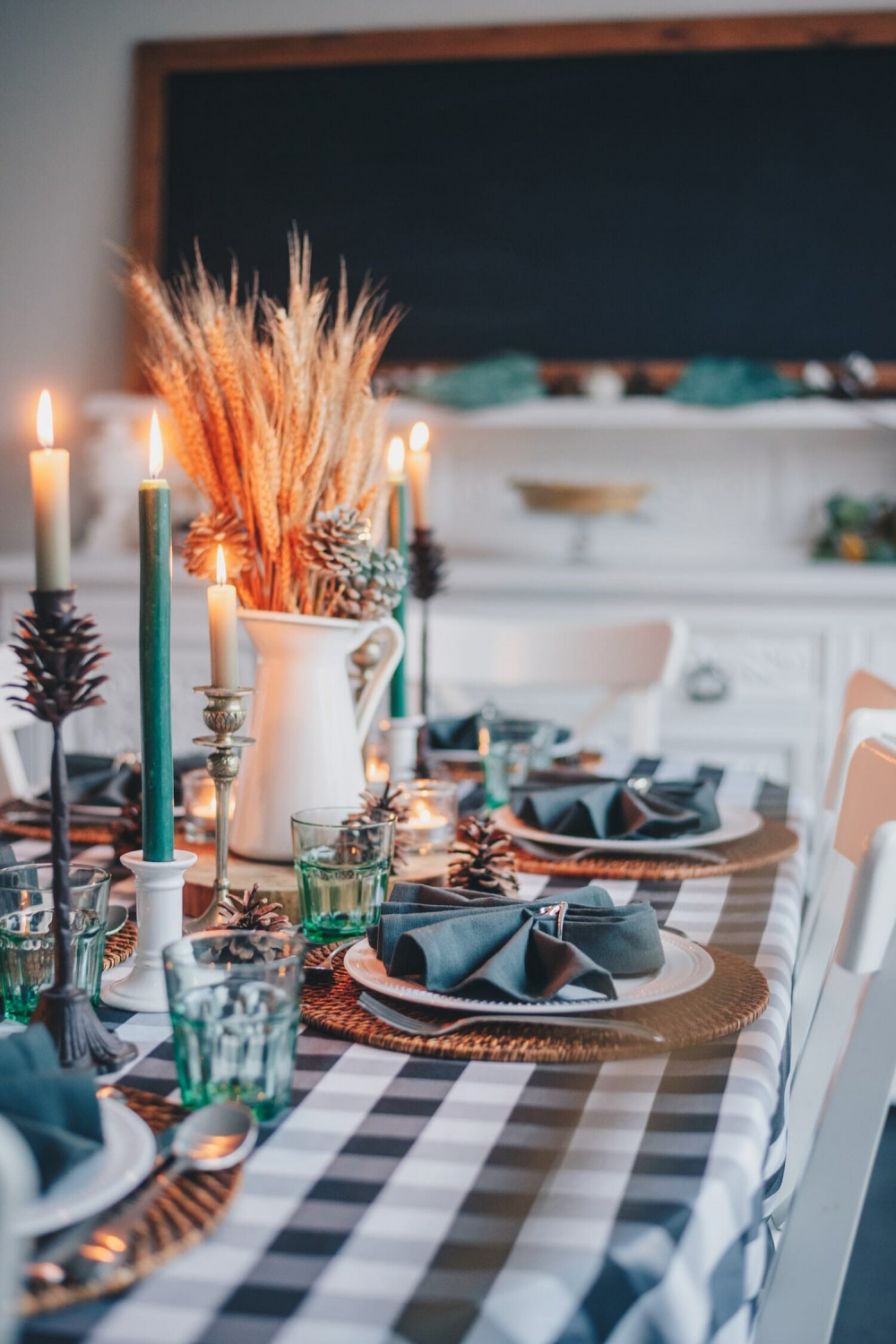 Fun Friendsgiving Theme Ideas That