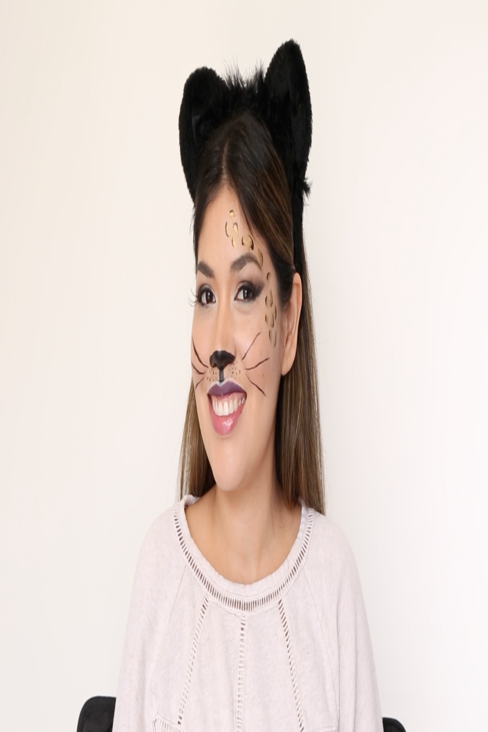 How to Make a Cat Face With Makeup  ehow