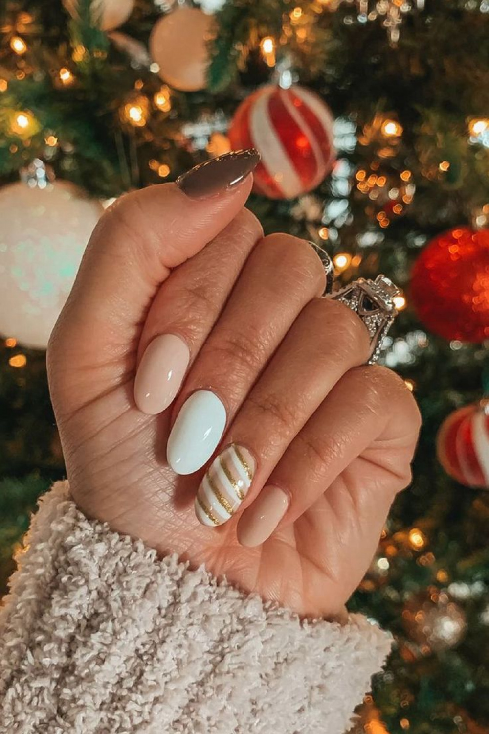 Neutral Christmas nails  Christmas nails, Nails, Beige nails design