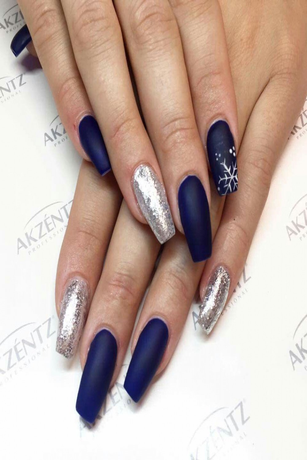 Perfect Winter Nails For The Holiday Season And More Festival