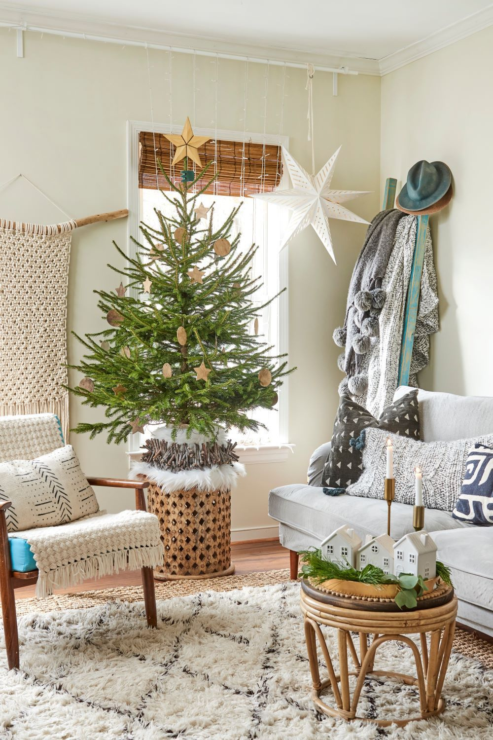 Clever Christmas Tree Ideas for Small Spaces