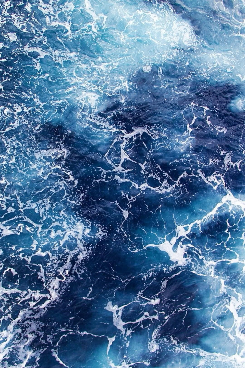 Dark blue ocean in   Waves wallpaper, Ocean wallpaper, Pretty