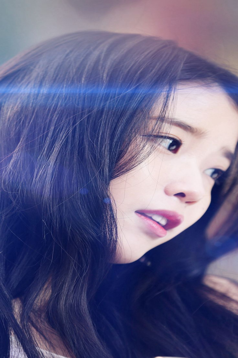 IU Kpop Beauty Girl Singer Blue Flare #iPhone #X #wallpaper