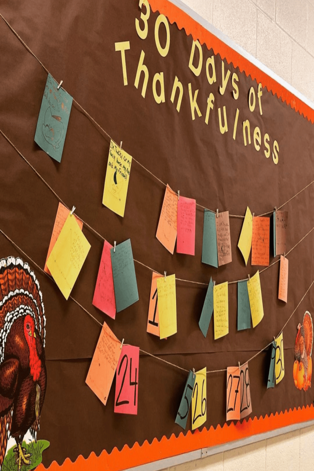 Thanksgiving Bulletin Boards & Door Decorations To Showcase Gratitude