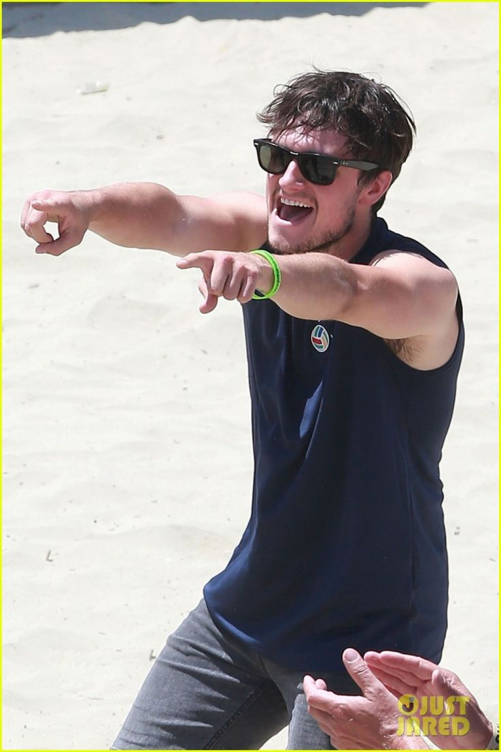 Josh Hutcherson Shows Off His Skills at Celebrity Charity