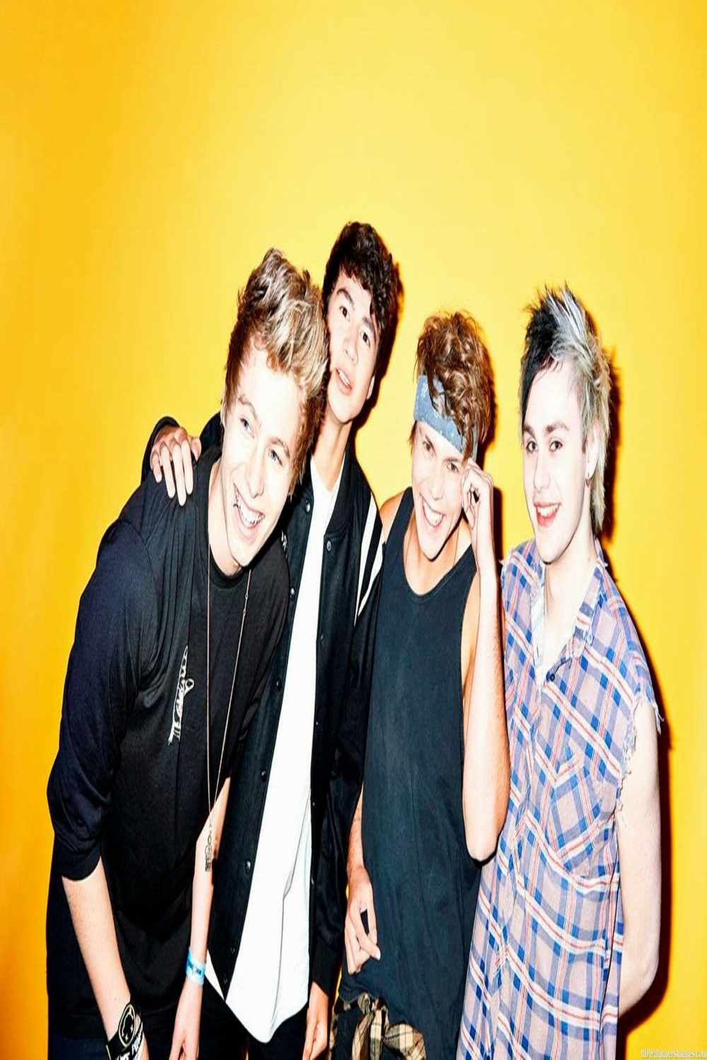 SOS Laptop Wallpapers   seconds of summer, Hottest music videos